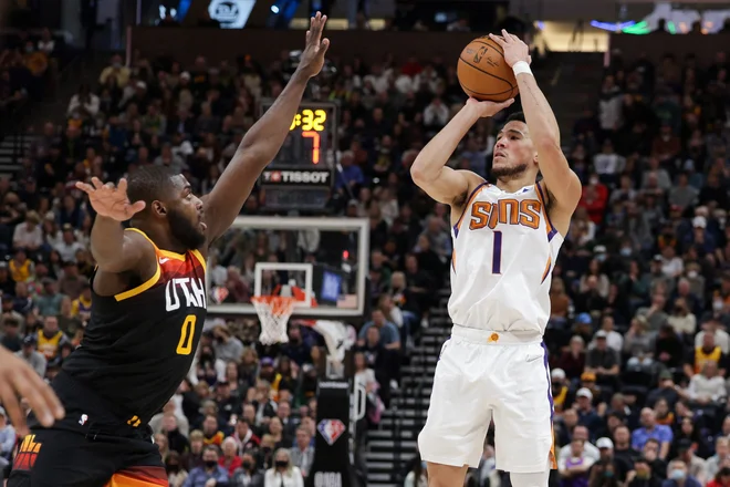 Phoenixov adut Devin Booker v akciji. FOTO: Chris Nicoll/Usa Today Sports