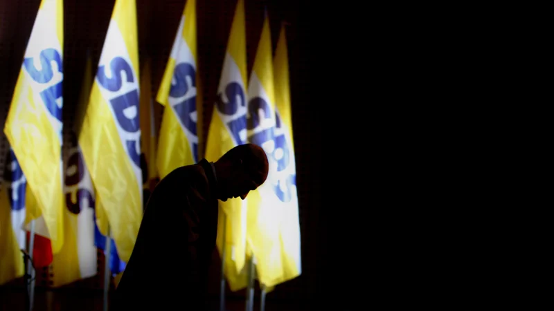 Fotografija: Obeta se burna seja nadzornega sveta Pošte Slovenije o izbiri generalnega direktorja. FOTO: Jure Eržen/Delo