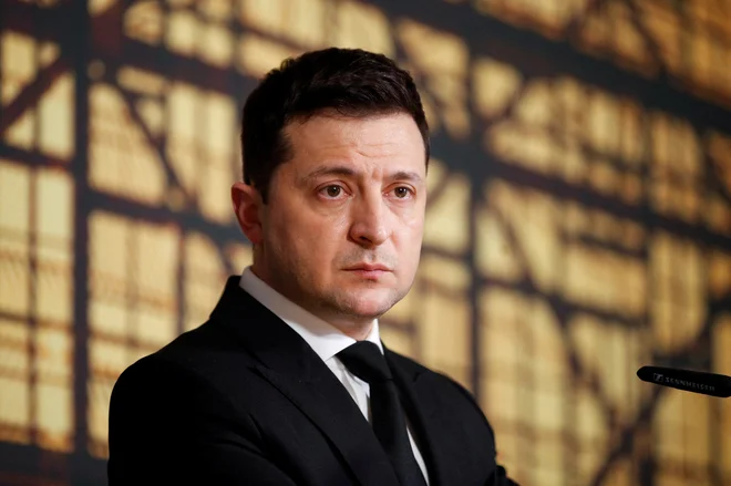 Ostrejši ton Volodimirja Zelenskega priča o tem, da v Kijevu narašča jeza proti Bidnovi administraciji. FOTO:&nbsp;Johanna Geron/Reuters
