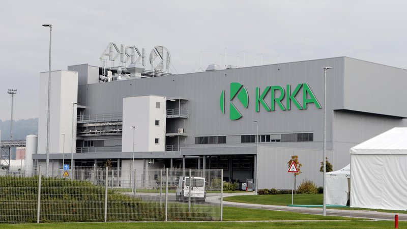 Fotografija: Slovenska podjetja s tovarnami v Rusiji, kot je, denimo, Krka, so delno zaščitena pred morebitnimi sankcijami. Na fotografiji Krkina tovarna v Krškem. FOTO: Aleš Černivec/Delo
