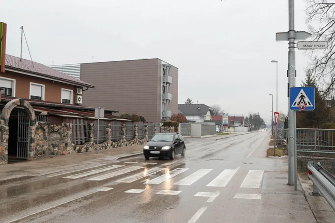 Zgodilo se je marca 2020 na tem prehodu za pešce. FOTO: Marko Feist