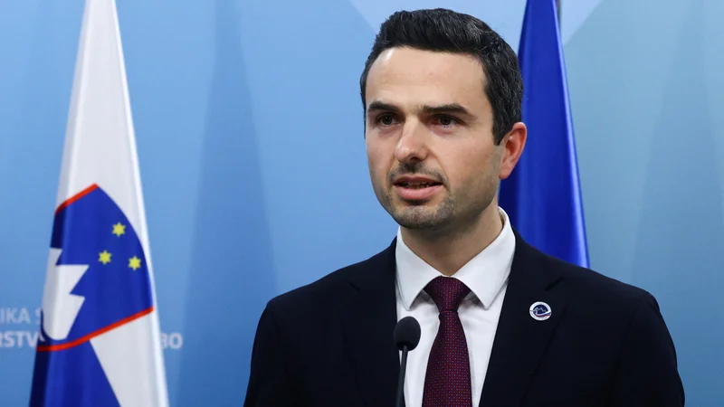 Fotografija: Matej Tonin je prepričan, da bo pogodba ratificirana še v tem mandatu. FOTO: Borut Živulovič/Reuters