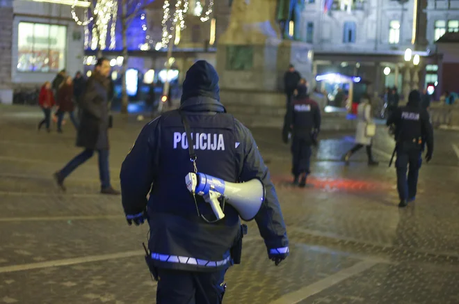 Ogromna škoda je bila narejena znotraj policijskega sistema, navzven pa bo trajalo desetletje, da bo policija spet pridobila ugled v javnosti, kot ga je imela. FOTO: Jože Suhadolnik/Delo
