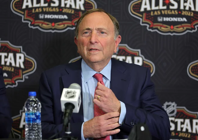 Gary Bettman je prepričan, da si igralci želijo igrati na olimpoijskih igrah. FOTO: Ethan Miller/AFP
