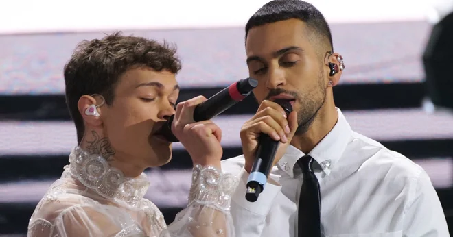 Mlada Mahmood in Blanco sta prispevala svež veter v stara jadra festivala italijanske kancone. FOTO: Promocijsko gradivo
