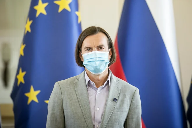 Ukom je po mnenju novinarjev ravnal nekorektno. FOTO: Jože Suhadolnik/Delo

