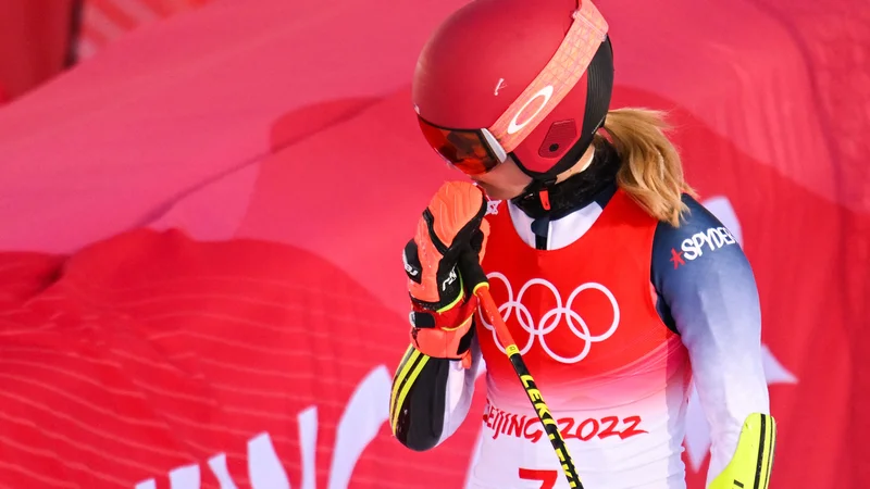 Fotografija: Mikaela Shiffrin (na fotografiji) po nastopu na veleslalomski preizkušnji. FOTO: Francois-Xavier Marit/AFP