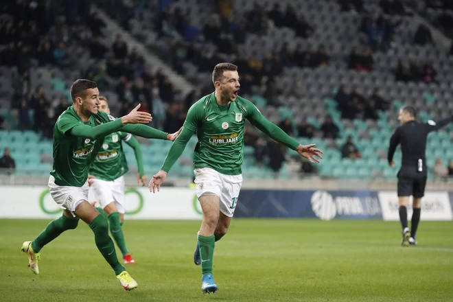Takole se je veselil pomoči pri golu Đorđe Crnomarković. FOTO: Leon Vidic
