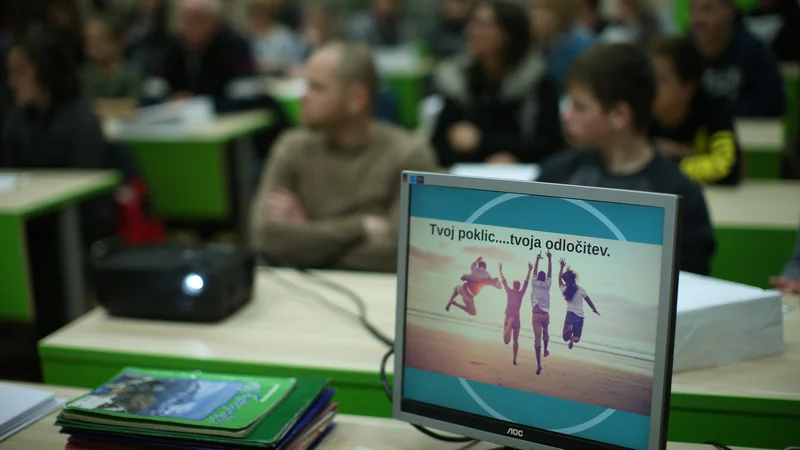 Fotografija: Tudi letos bodo informativni dnevi na daljavo. FOTO: Jure Eržen/Delo