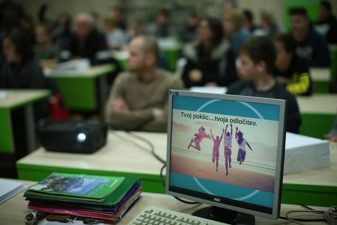 Tudi letos bodo informativni dnevi na daljavo. FOTO: Jure Eržen/Delo
