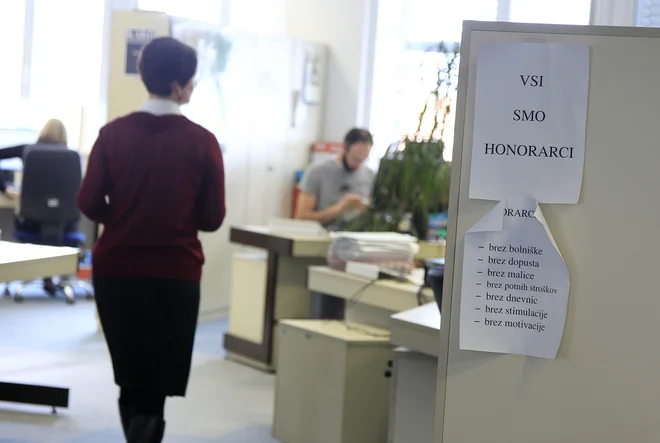 Prekarnost ni zgolj akutna anomalija trga dela, temveč kronična bolezen neoliberalnega kapitalizma. FOTO: Leon Vidic/Delo
