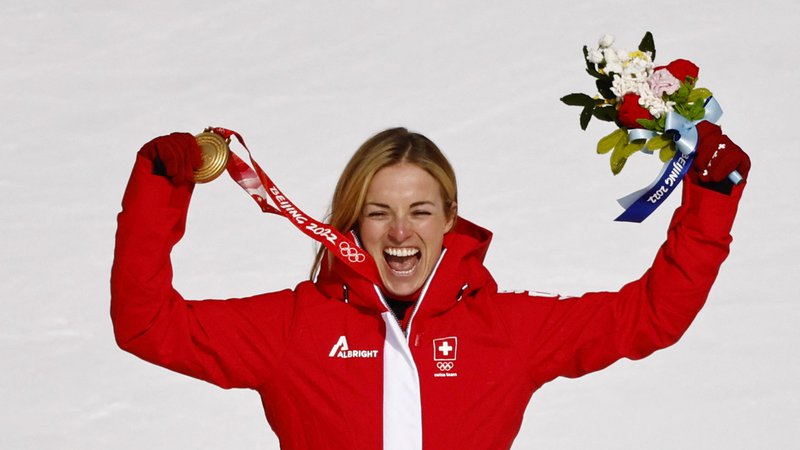 Fotografija: Tridesetletna Švicarka Lara Gut Behrami je bila velika zmagovalka jubilejne desete olimpijske preizkušnje v supervelslalomu. FOTO: Thomas Peter/Reuters
