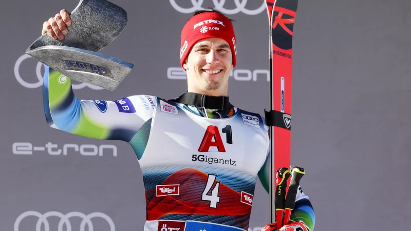 Fotografija: Najmočnejši adut v moški alpski smučarski ekipi Žan Kranjec pravi, da se čuti sposobnega, da gre v boj za kolajno. FOTO: Matej Družnik