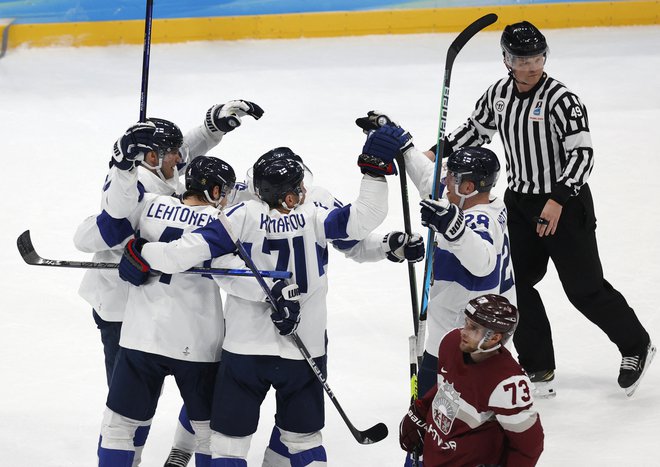 Finci so se takole veselili zmage nad Latvijci. FOTO: David W Cerny/Reuters
