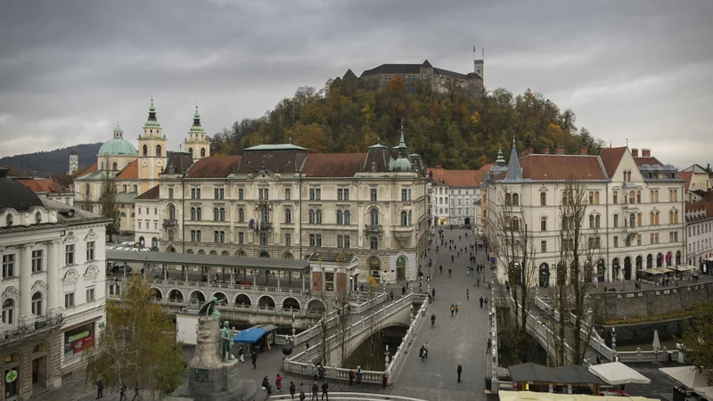 Fotografija: Glavno mesto Slovenije je na izboru za evropsko destinacijo leta 2022 prejelo 75.640 glasov, največ iz Amerike, Italije, Nemčije, Avstrije in Hrvaške. FOTO: Voranc Vogel/Delo