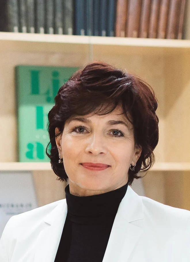 S perečim kadrovskim primanjkljajem se že več let srečujejo vsi izvajalci pomoči na domu po Sloveniji, nanj že več let opozarjajo pristojne institucije in širšo javnost, pravi Liljana Batič Dernovšek, direktorica ZOD Ljubljana. FOTO: Nino Verdnik/arhiv ZOD Ljubljana
