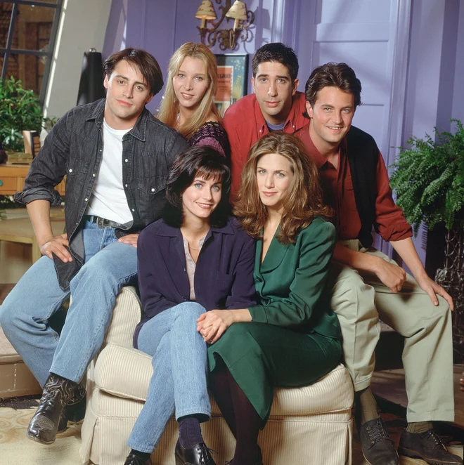 Celo desetletje so bili najboljši ameriški Prijatelji (David Schwimmer zgoraj desno). FOTO: Promocijski material
