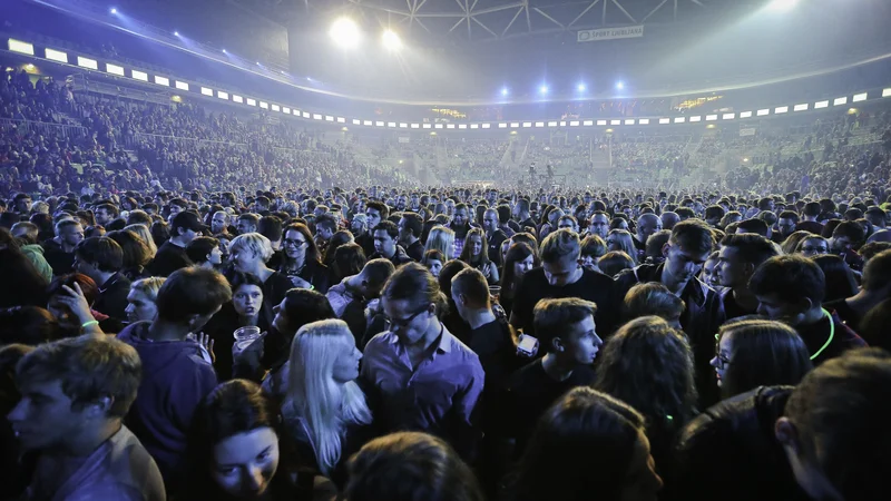 Fotografija: Kdaj bo spet koncert skupine Big Foot Mama v ljubljanski dvorani Stožice, kot je bil 2. oktobra 2015? FOTO: Jože Suhadolnik/Delo
