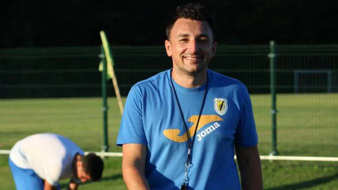 Fotografija: Trener Radomljanov Nermin Bašić je zadovoljen zapustil Kidrivičevo. FOTO: NK Radomlje