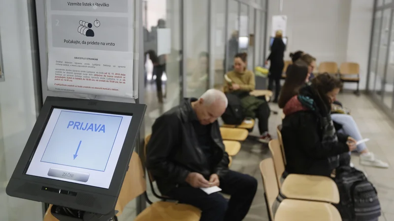 Fotografija: Do zdaj so v Prlekiji in Domžalah imeli 26 virtualnih srečanj. FOTO: Leon Vidic/Delo
