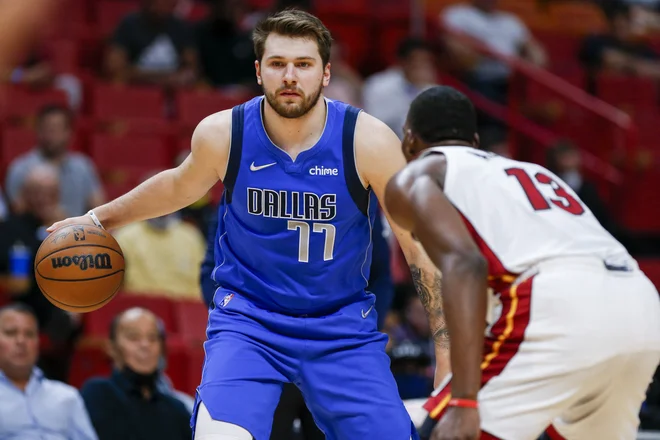 Dončić ni imel najbolj natančne roke. FOTO: Sam Navarro/USA Today Sports
