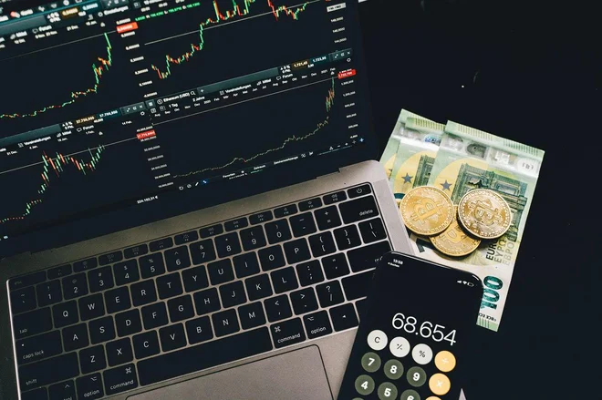 Začetni znesek za sledenje kriptostrategijam je lahko zelo majhen, upravljanje in nadzor pa sta tudi popolnoma preprosta. FOTO: GoldHorn Crypto
