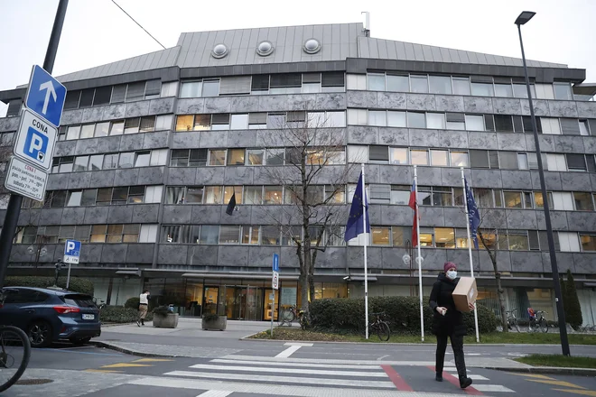 Programski svet Radiotelevizije Slovenija v novi sestavi, ki bo deloval v mandatnem obdobju 2022 do 2026, se je danes sestal na ustanovni seji. FOTO: Leon Vidic/Delo
