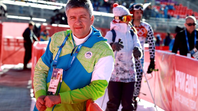 Fotografija: Tudi v Sočiju je bil dr. Matjaž Turel nepogrešljiv člen ekipe slovenskih olimpijcev. FOTO: Matej Družnik/Delo
