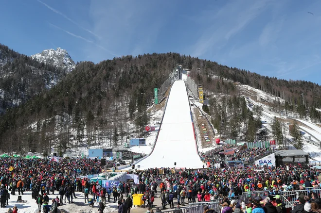 Stanko Bloudek si je znanstvene in praktične izkušnje pri gradnji smučarskih skakalnic izmenjeval z dr. Reinhardom Straumannom in Heinijem Klopferjem. Foto Marko Feist/Slovenske novice
