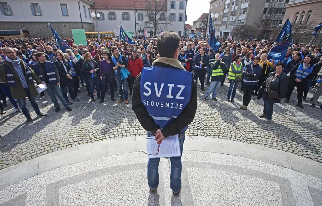 Stavka se bo začela 9. marca, ko bodo šole in vrtci zaprti, trajala pa bo vse dotlej, dokler vlada s šolniki ne bo sklenila stavkovnega sporazuma,&nbsp;je napovedal glavni tajnik Sviza&nbsp;Branimir Štrukelj. FOTO: Tadej Regent/0Delo
