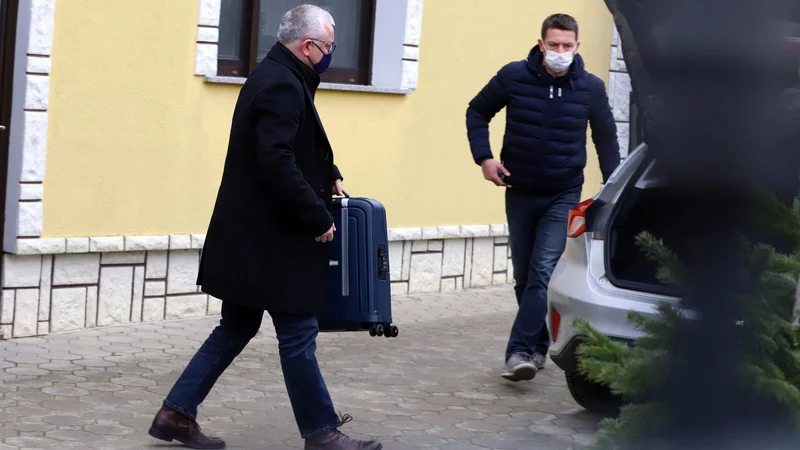 Javnost o pridržanem ministru Darku Horvatu že tako nima dobrega mnenja, saj misli, da je eden osrednjih krivcev za prepočasno popotresno obnovo Banije in Zagreba. FOTO: Darko Tomas/CROPIX
