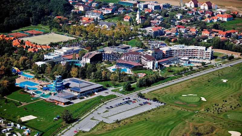 Fotografija: SDH in Kad, ki sta že lastnika 47 odstotkov Save, imata za Yorkov delež predkupno pravico do 3. marca. FOTO: Press Release
