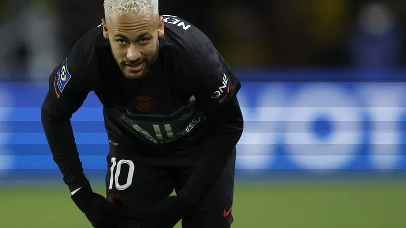 Fotografija: Neymar (na fotografiji) med tekmo z Nantesom v ligue 1. FOTO: Stephane Mahe/Reuters