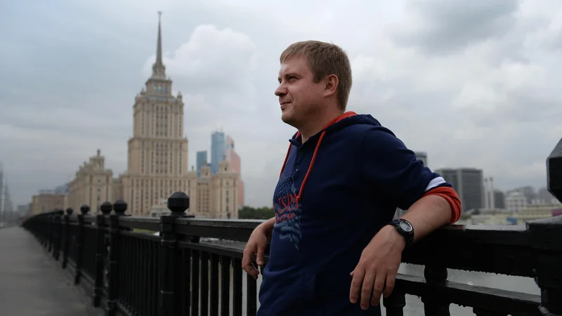 Fotografija: Sergej Lebedjev vztrajno brska po pozabljeni ruski zgodovini. FOTO: James Hill