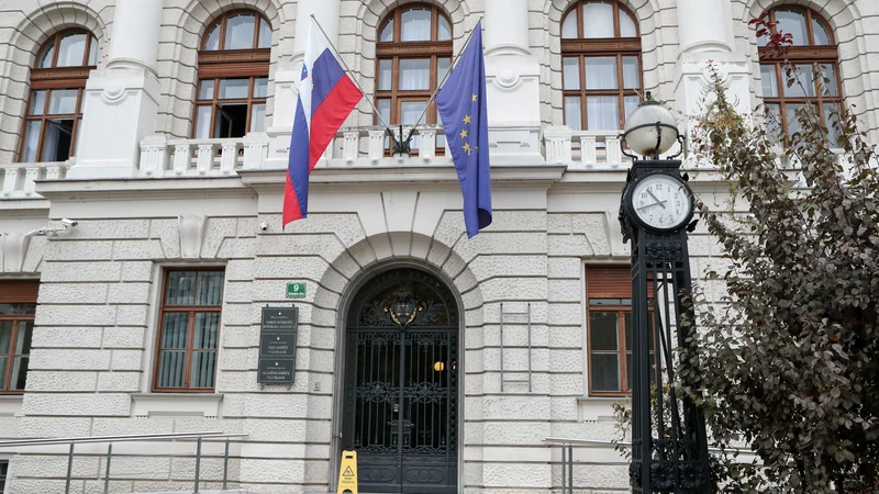 Fotografija: Medtem ko se sojenje zoper Bučarja nadaljuje, je postopek zoper Bučarjevega predhodnika Grizolda, ki je bil dekan FDV v letih 2007-2011, zastaral. FOTO: Marko Feist/Slovenske novice
