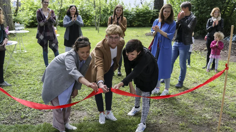 Fotografija: Odprtje lanske izvedbe projekta Glasovi Fabule. Foto Jaka Gasar