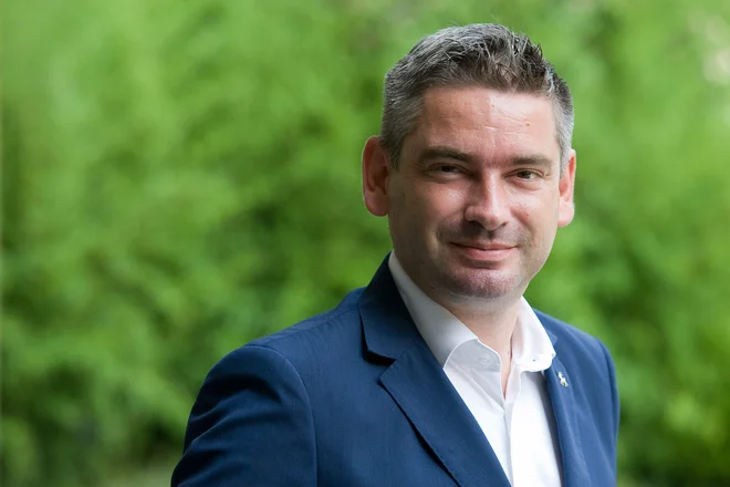 Boris Miletić je bil dolgoletni član stranke IDS, zdaj jo je zapustil zaradi očitkov o prikrojevanju internih anket. FOTO: Darko Tomas/Cropix