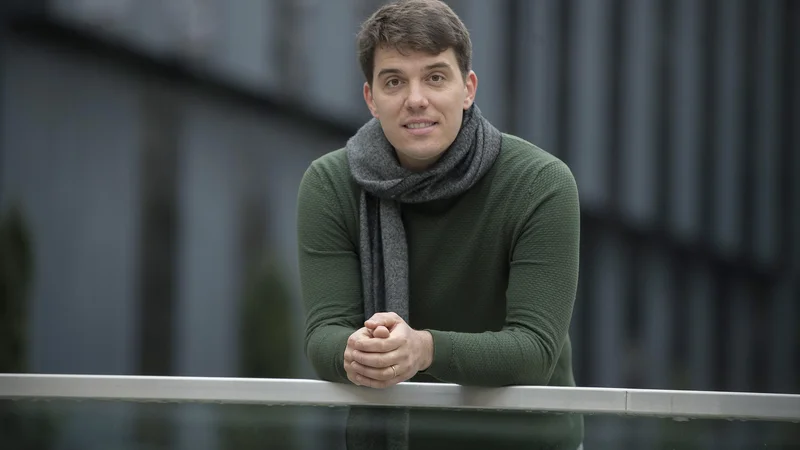Fotografija: Jernej Šček, tržaški Slovenec, profesor po poklicu in filozof po izobrazbi. FOTO: Leon Vidic/Delo