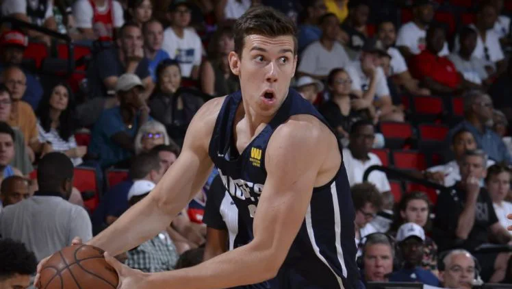 Vlatko Čančar je doslej nastopil na 34 uradnih tekmah slovenske reprezentance, tudi na EP 2017 in lanskih OI v Tokiu. FOTO: Denver Nuggets
