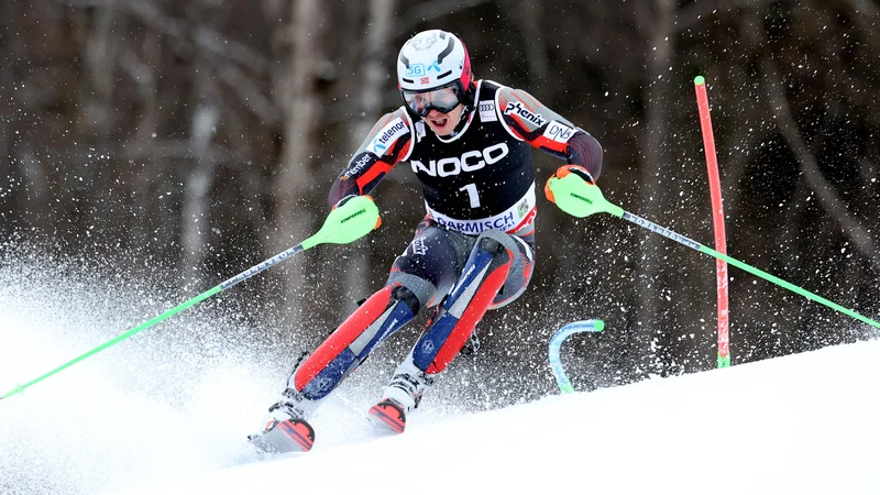 Fotografija: Henrik Kristoffersen je v svojo korist odločil slalom v Garmisch-Partenkirchnu. FOTO: Christof Stache/AFP