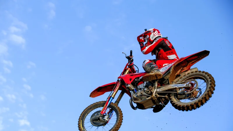 Fotografija: Tim Gajser med zadnjo dirko lanske sezone v razredu MXGP 10. septembra v Mantovi. FOTO: Matej Družnik