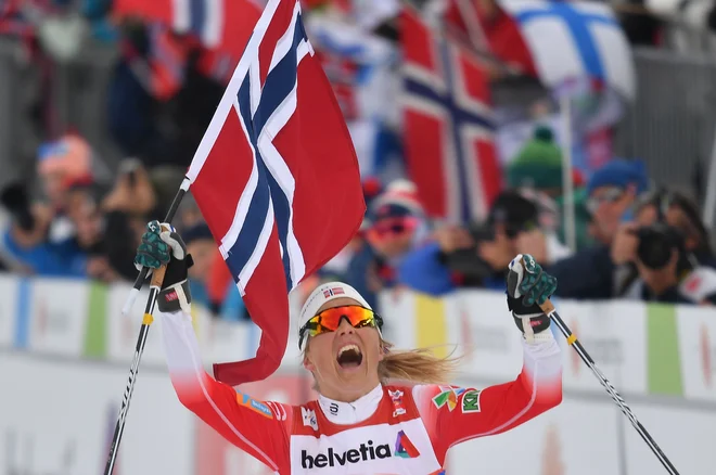 Therese Johaug je v Lahtiju proslavila še eno zmago. FOTO: Joe Klamar/AFP
