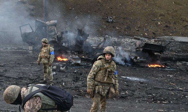 Slovenija pošilja orožje v Ukrajino. FOTO: Sergei Supinsky/AFP
