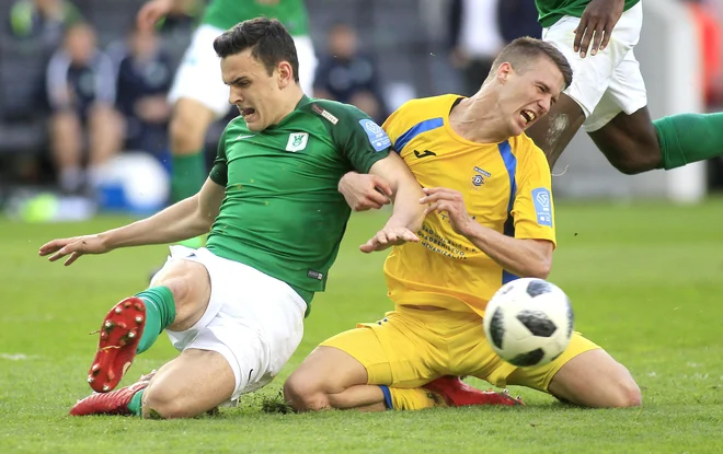 Lovro Bizjak (desno) in Filip Uremović, ki je bil član Olimpije, sta nekoč bila bitke v 1. SNL, nato tudi v Rusiji. FOTO: Roman Šipić