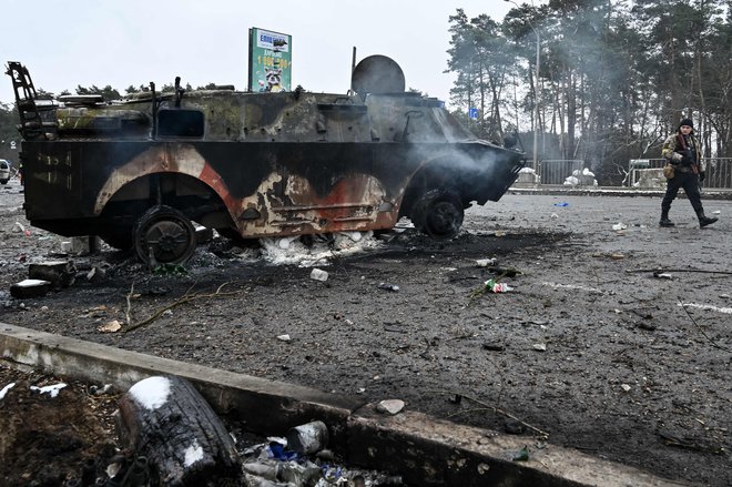 V Kijevu potekajo boji. FOTO: Genya Savilov/AFP
