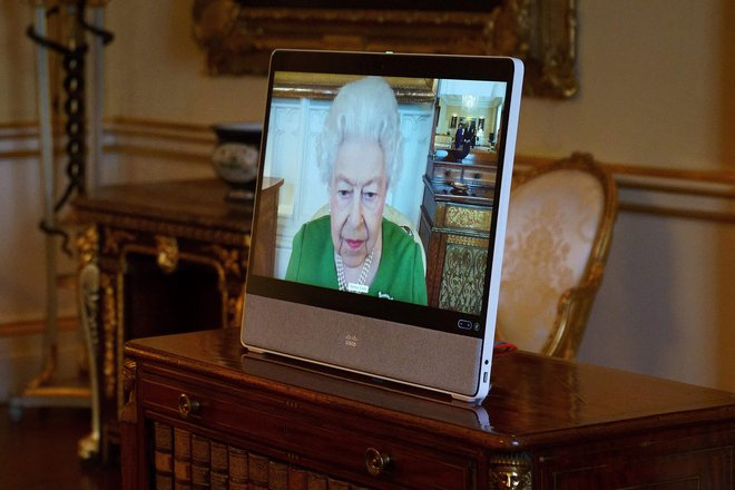 Kraljica bo čez mesec in pol praznovala 96. rojstni dan. FOTO:  Victoria Jones/AFP
