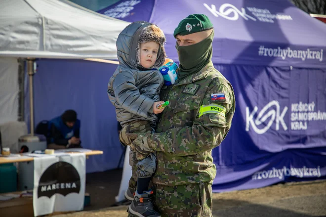 Ne le Madžari, na pomoč je priskočila malodane vsa Evropa. FOTO: Voranc Vogel/Delo
