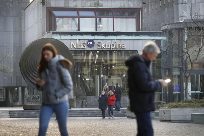 V NLB pravijo, da za Sberbank niso plačali le pet milijonov evrov,&nbsp;pač pa so ji zagotovili tudi do 500 milijonov evrov likvidnosti, pa tudi kapitalsko podporo, če bi bilo to potrebno. FOTO: Leon Vidic/Delo
