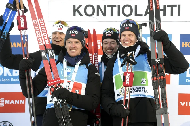 Norveška štafeta je tudi brez bratov Bø ugnala vse tekmece. FOTO: Vesa Moilanen/AFP
