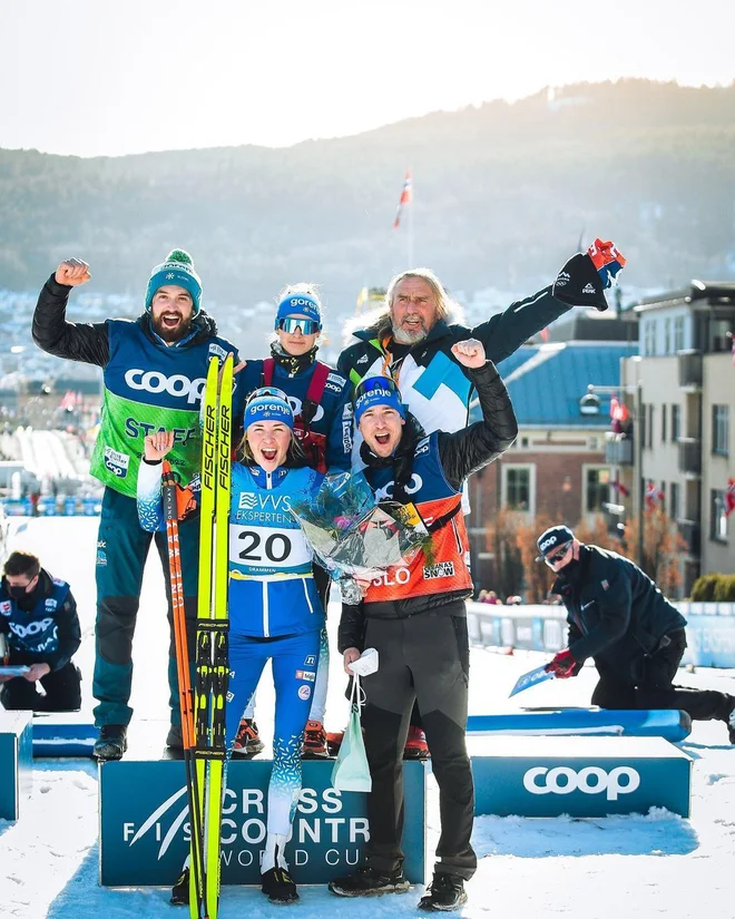 Anamarija Lampič z ekipo po osvojenem tretjem mestu na zadnji preizkušnji v norveškem Drammnu.&nbsp;FOTO:&nbsp;Instagram
